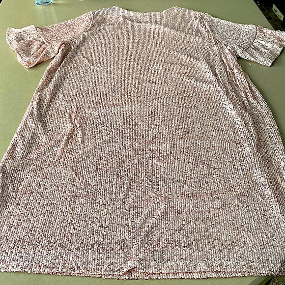 Rose gold sequence dress. - Picture 2 of 3